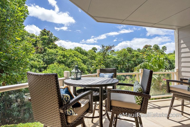 Spacious lanai spaces at Grand Champions make outdoor living ideal