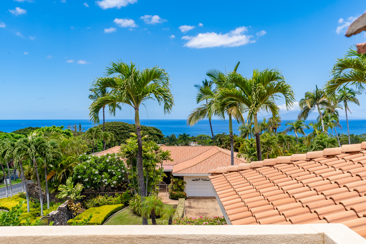 Panoramic ocean views: View from lanai on second floor.