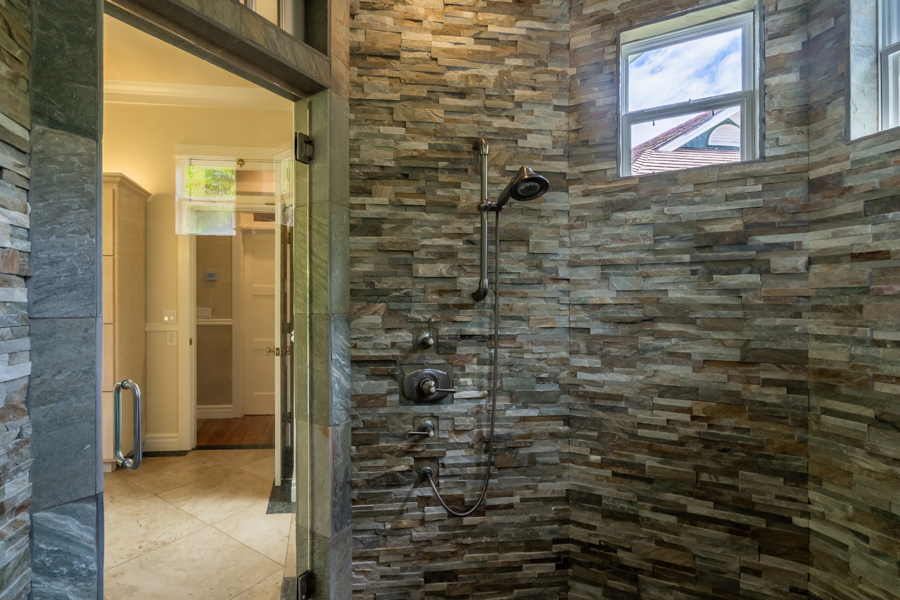 Shower in Master Suite 1