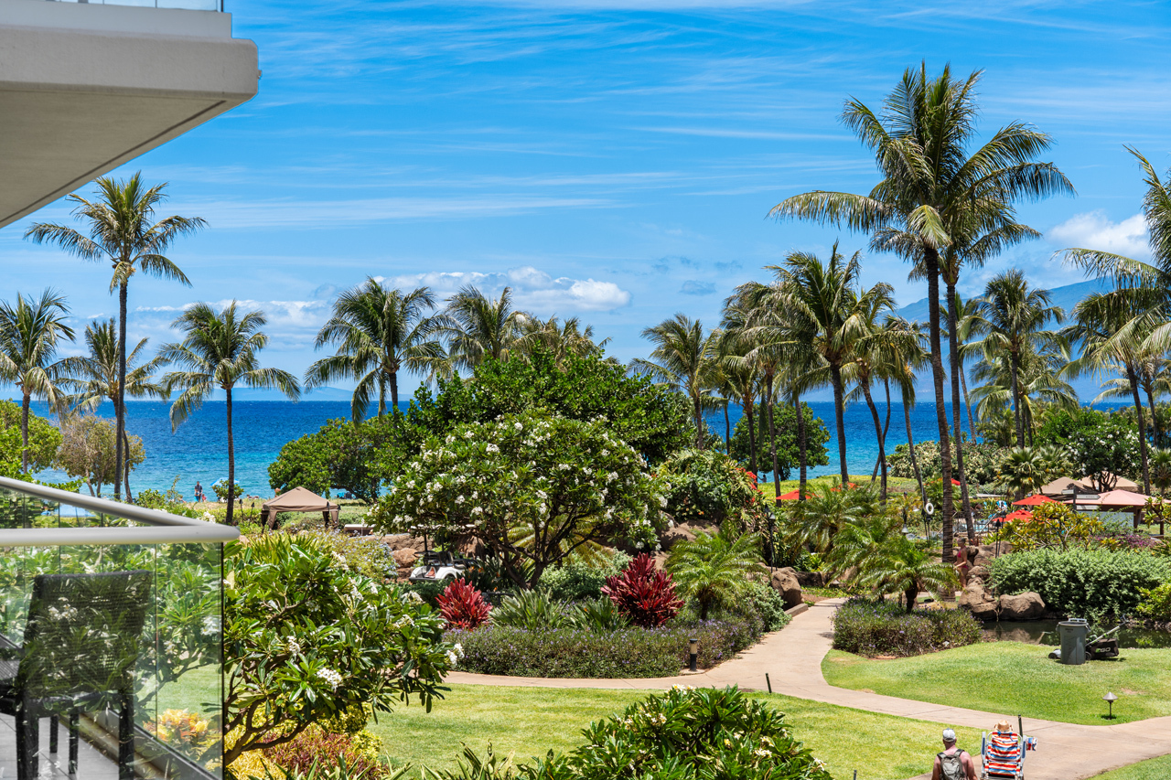 Ocean views from the Lanai: 